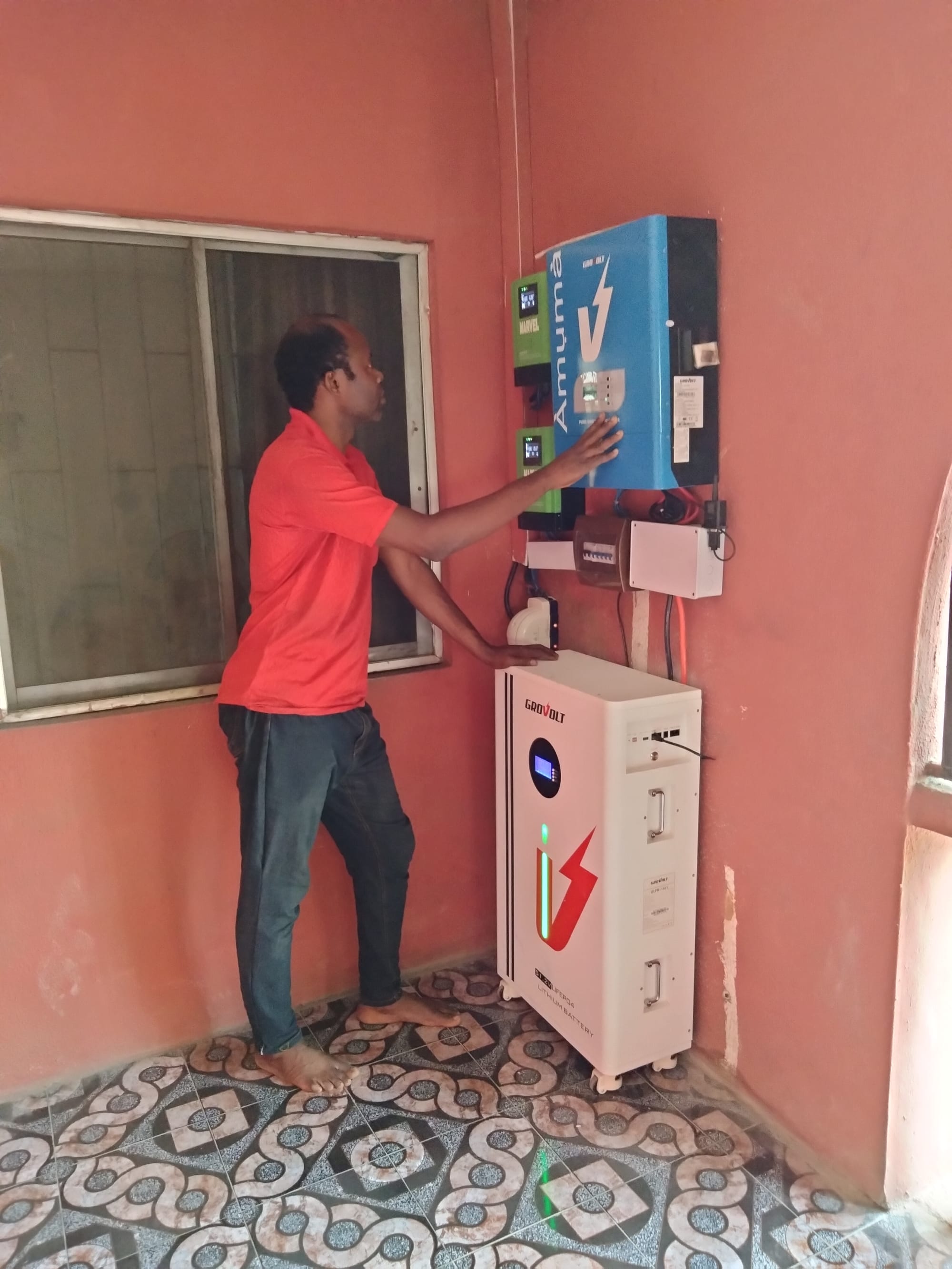 12kva inverter system with 18unit of 350watts solar panels 