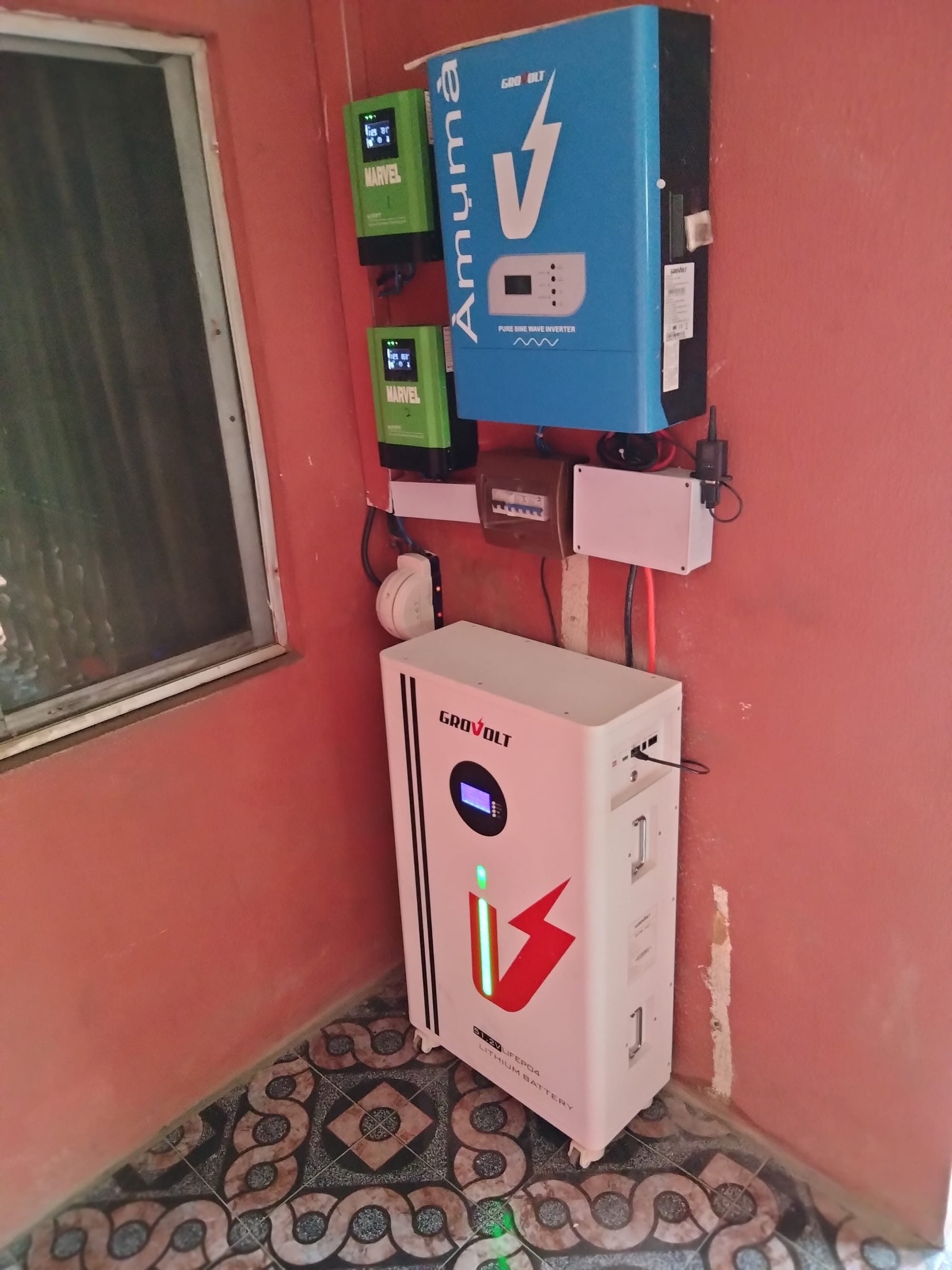 12kva inverter system with 18unit of 350watts solar panels 