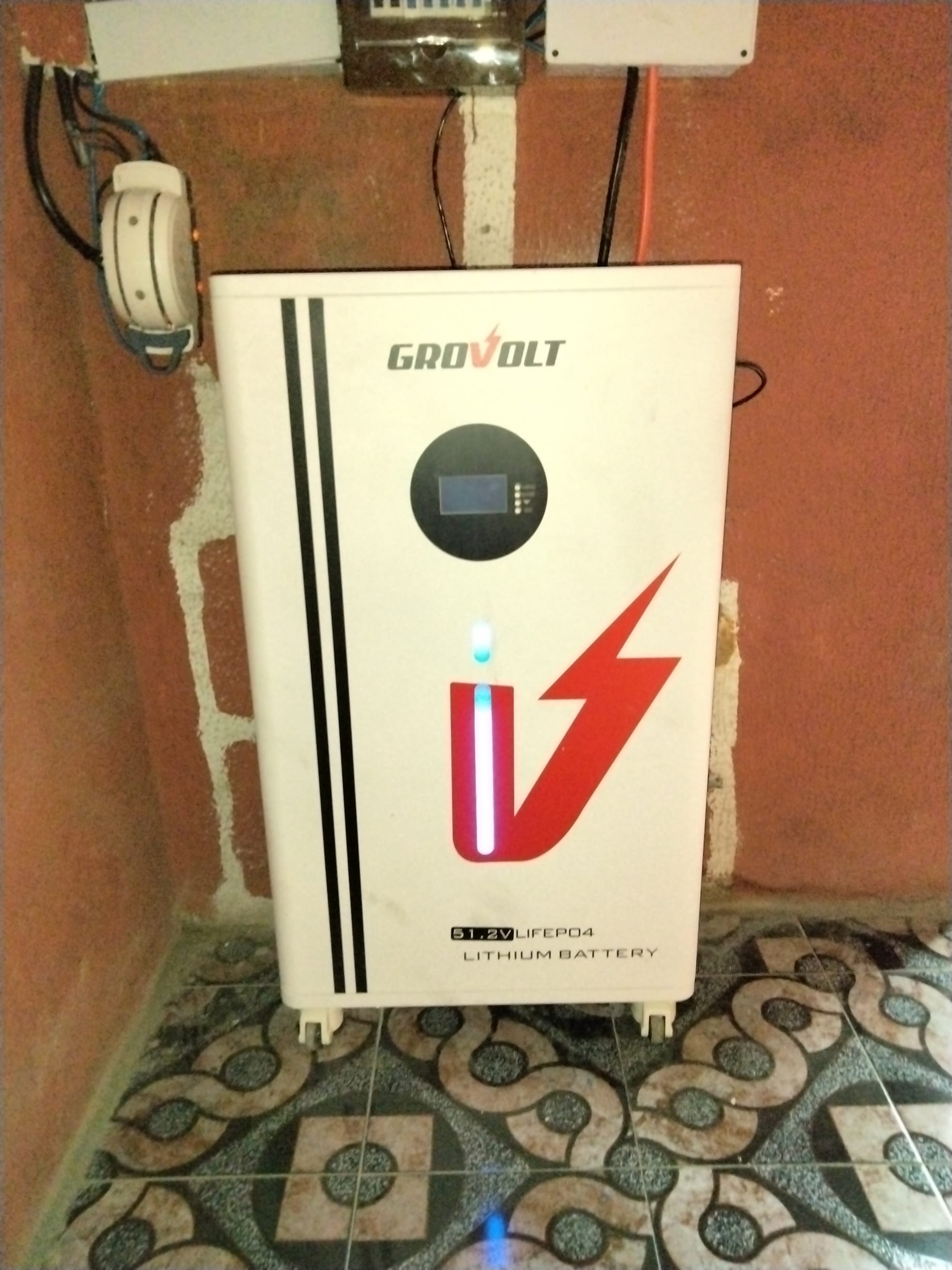 12kva inverter system with 18unit of 350watts solar panels 