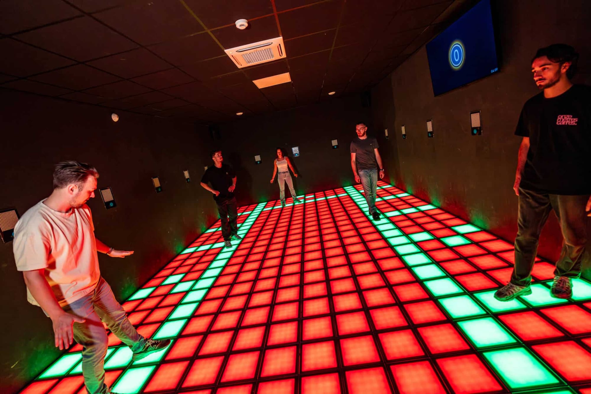 Dalles interactives, évoluez dans chaque niveau !