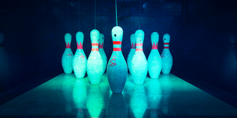 BOWLING