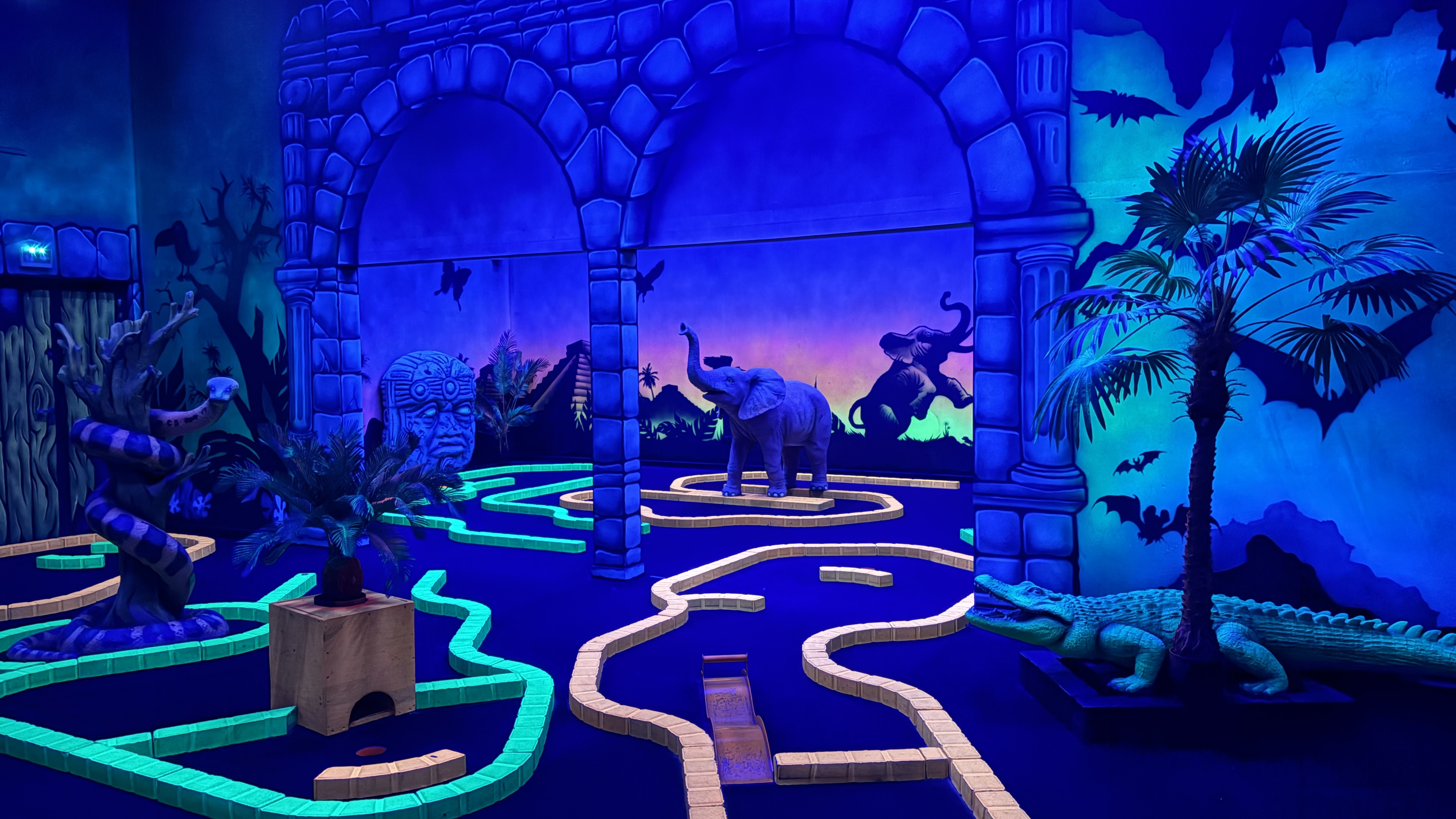 MINI GOLF FLUO