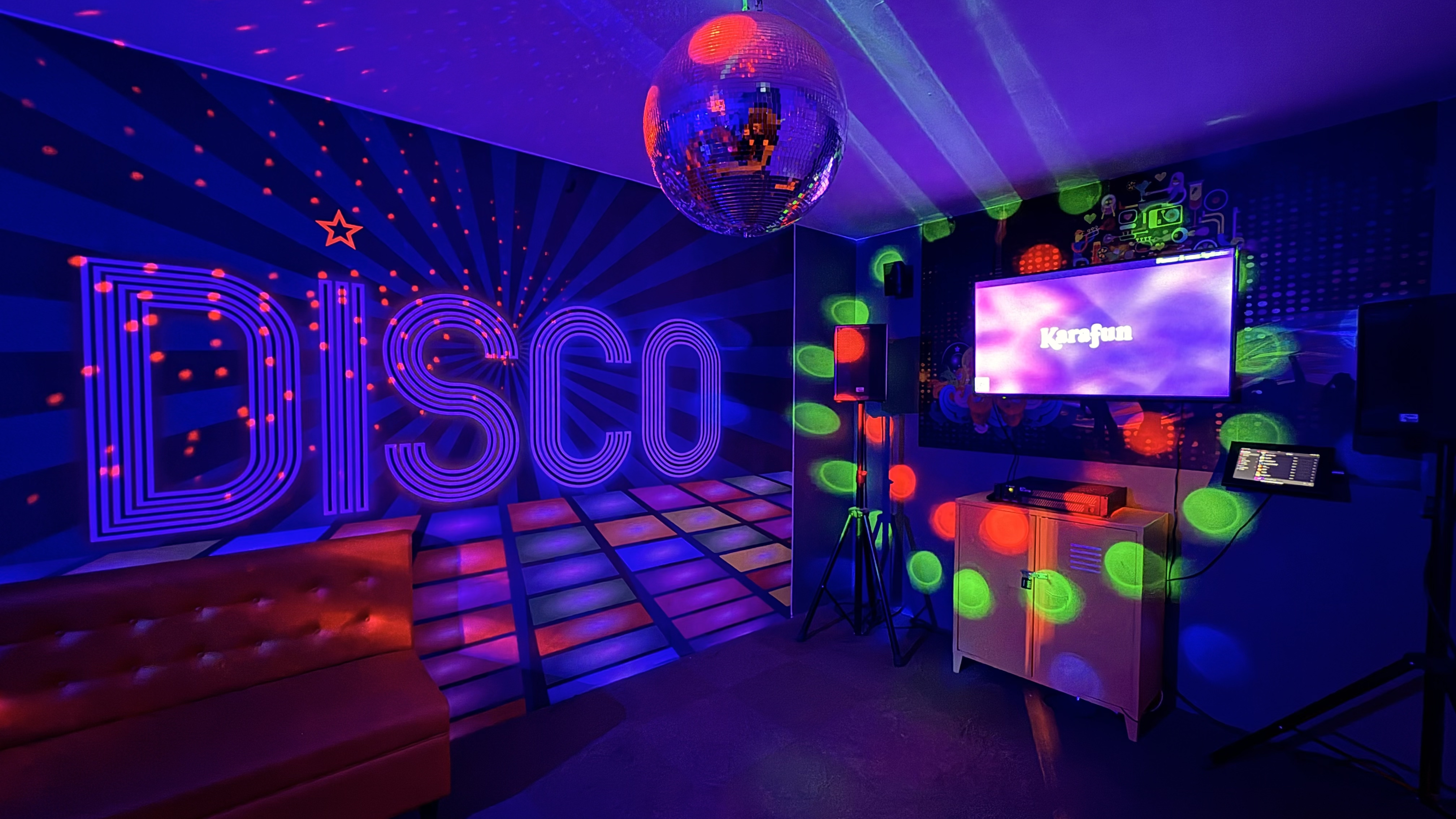KARAOKE