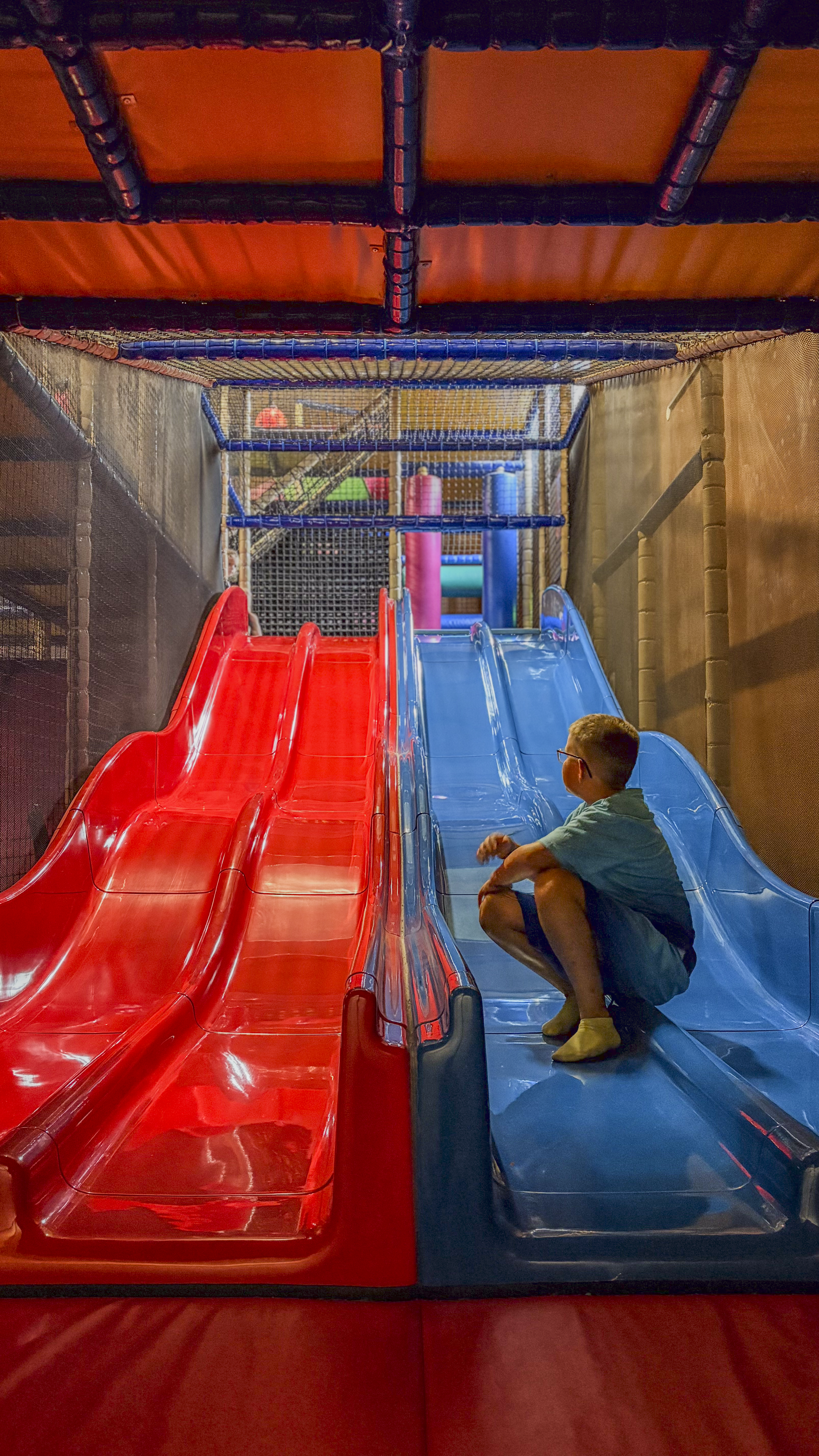 KIDS PARK