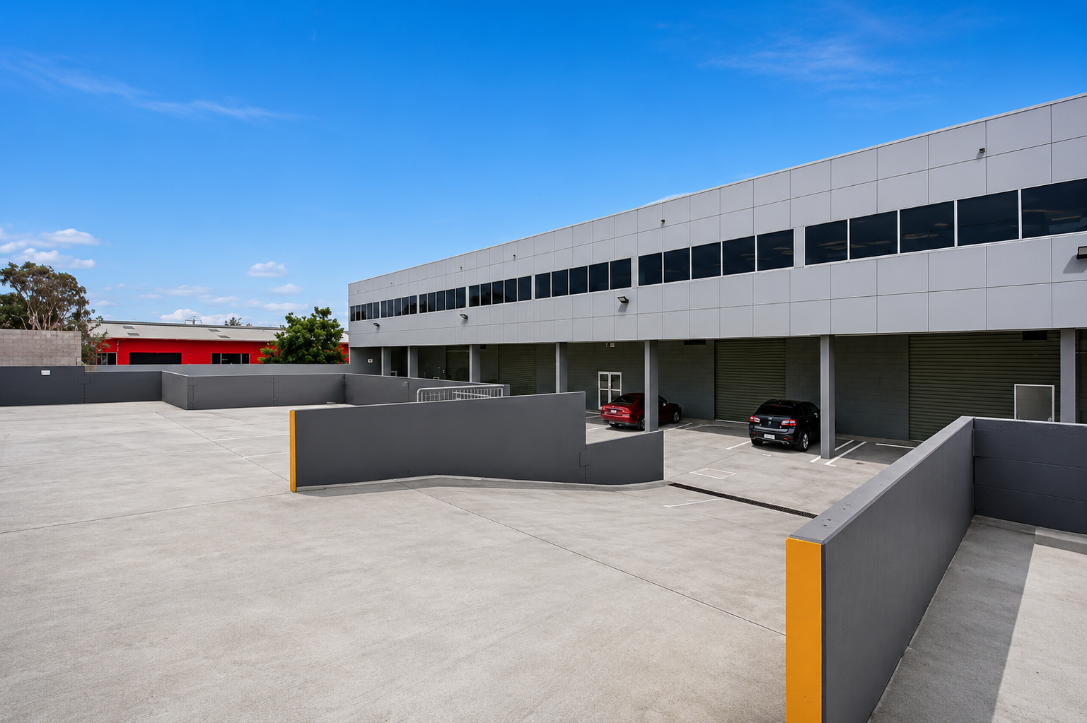 Sir Donal Bradman Drive Showroom & Warehouse