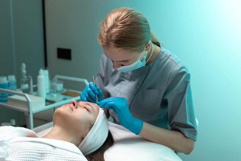 HydraFacial for Acne Scars: Does It Work?