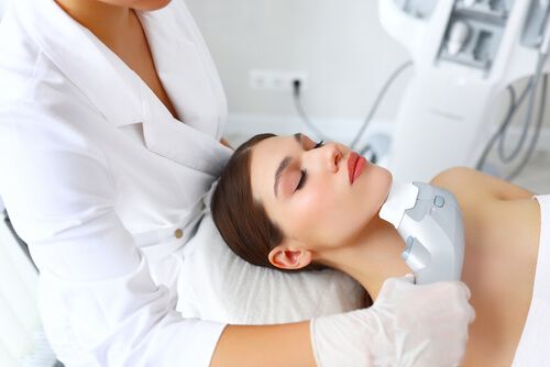 Is Pico Laser Treatment Safe for Treating Dark Spots?