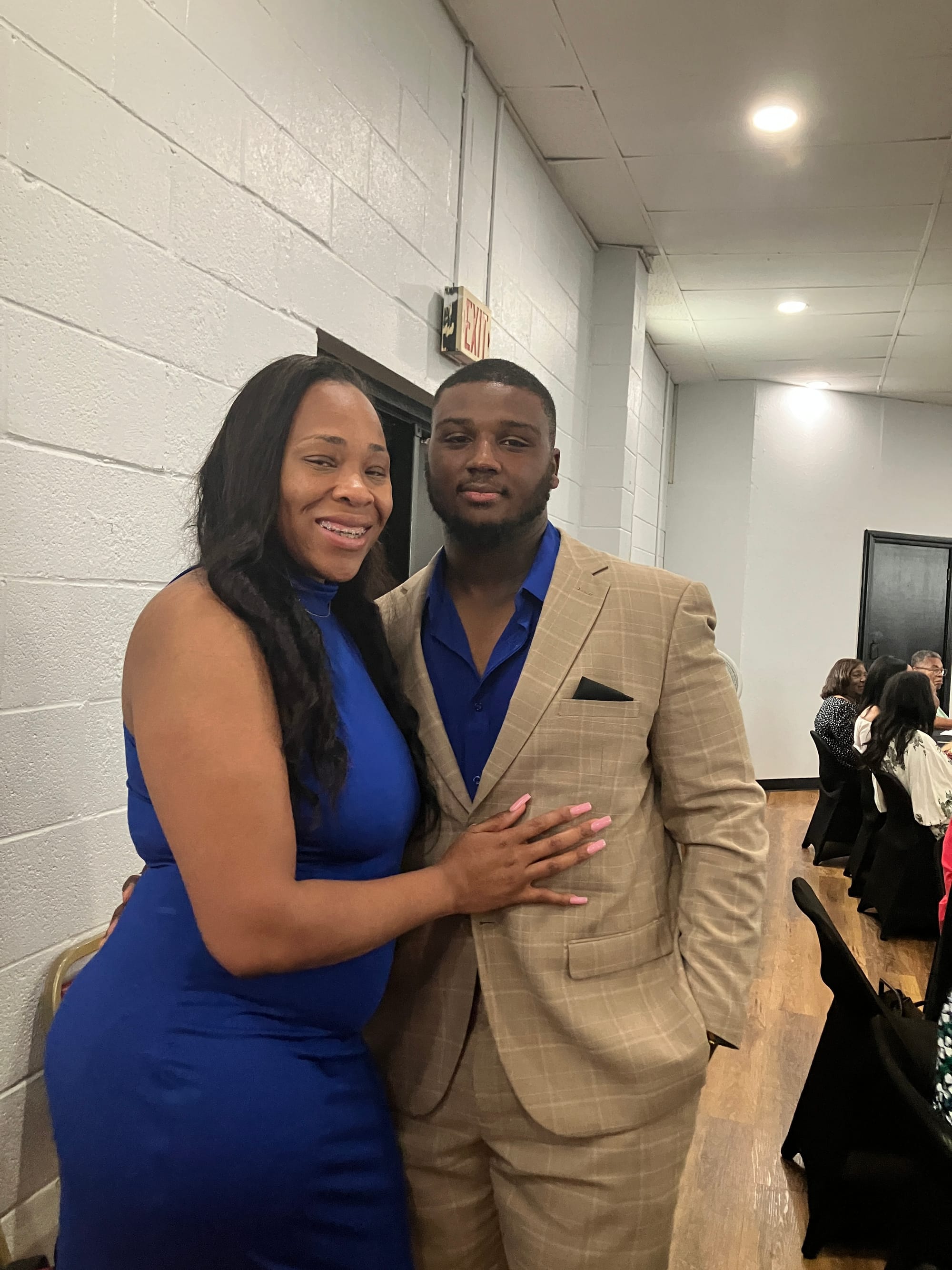 DYNAMIC VIOLINIST DP THEMUSICIAN & FIANCEE