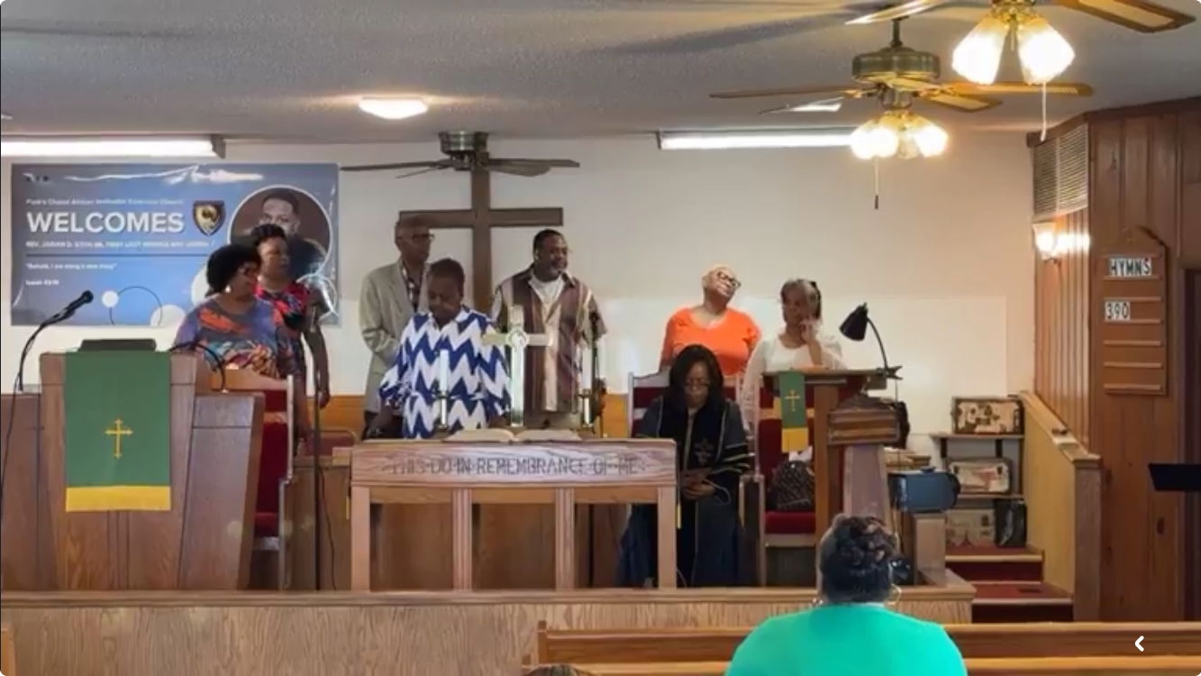 PARKS CHAPEL CHOIR SINGING "HALLELUJAH, SALVATION & GLORY"
