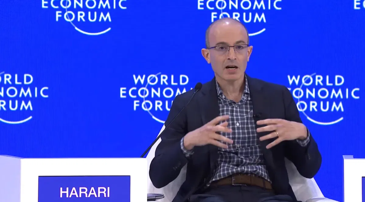 Yuval Harari: “Lo que se teme de los migrantes será verdad con la IA”